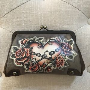 Isabella Fiore Crossbody Bag